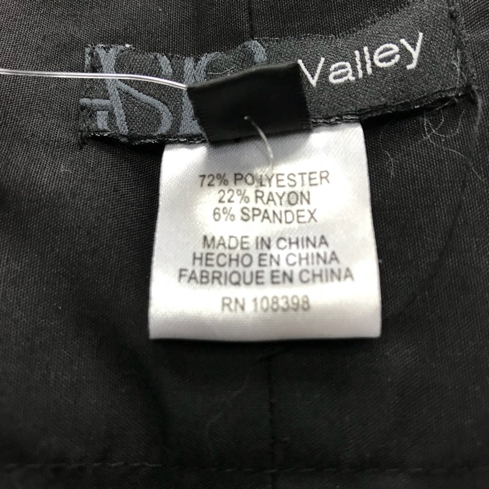 Alvin Valley Black Knee Length Dress Shorts - Picture 5 of 6